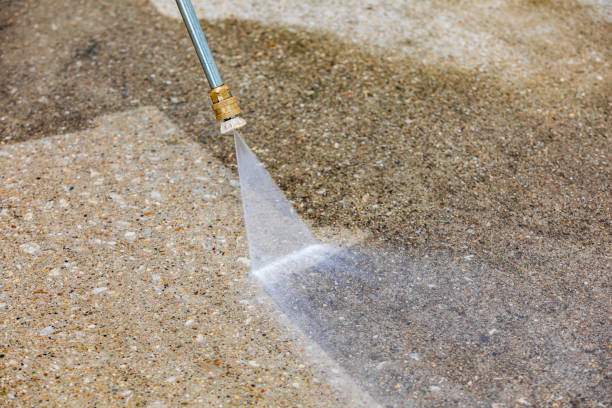 Best Driveway Pressure Washing  in St John, MO